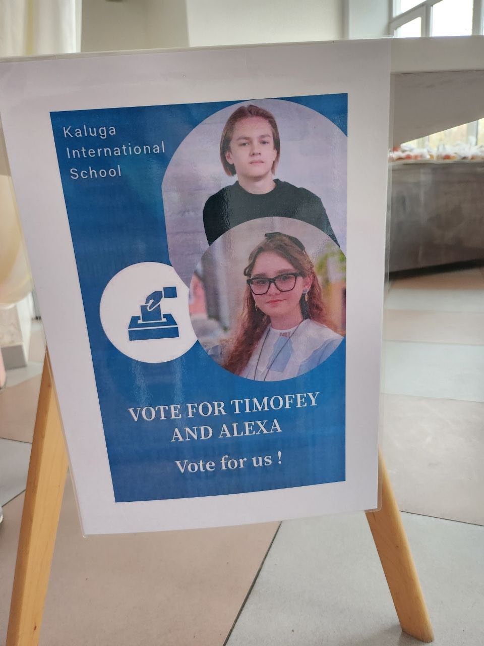 Плакат Vote for Timofey and Alexa